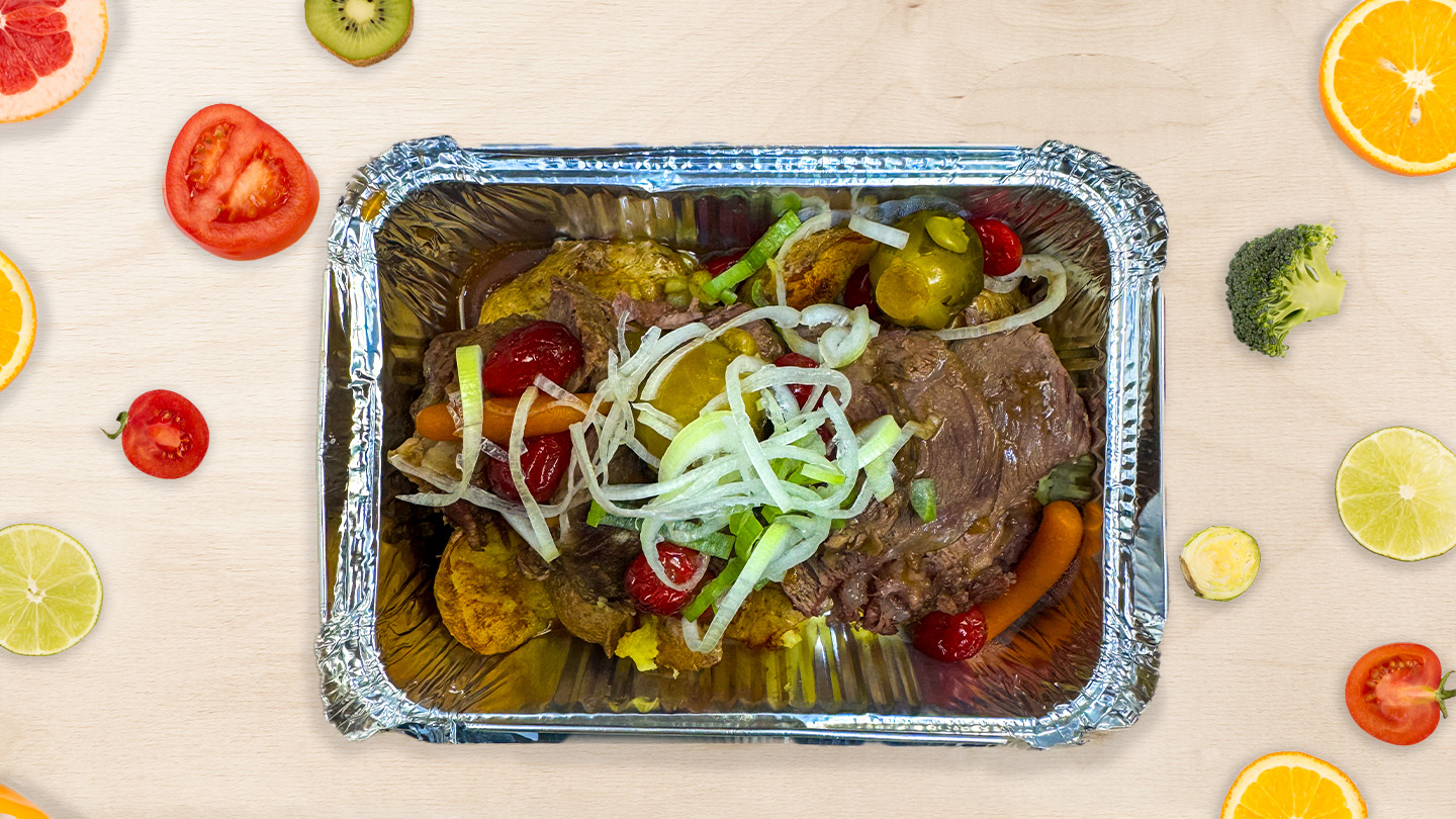 Томленая конина с запеченной картошкой и соусом Демиглас